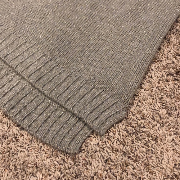 Banana Republic Shimmery sweater top - Picture 8 of 8